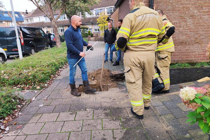 Kapotte hoofdleiding zorgt voor wateroverlast in woning