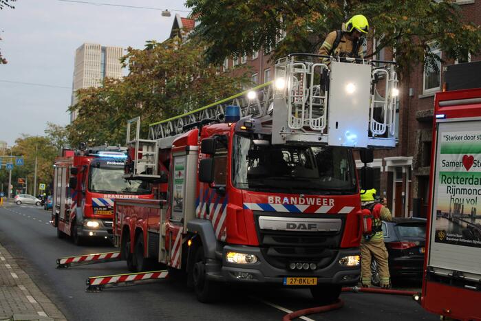 Hevige rookontwikkeling door brand in woning