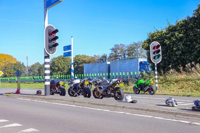 Twee motorrijders gewond bij ongeval