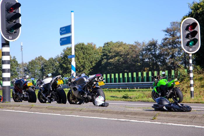 Twee motorrijders gewond bij ongeval