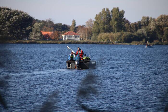 Zoekactie met sonar naar vermist persoon