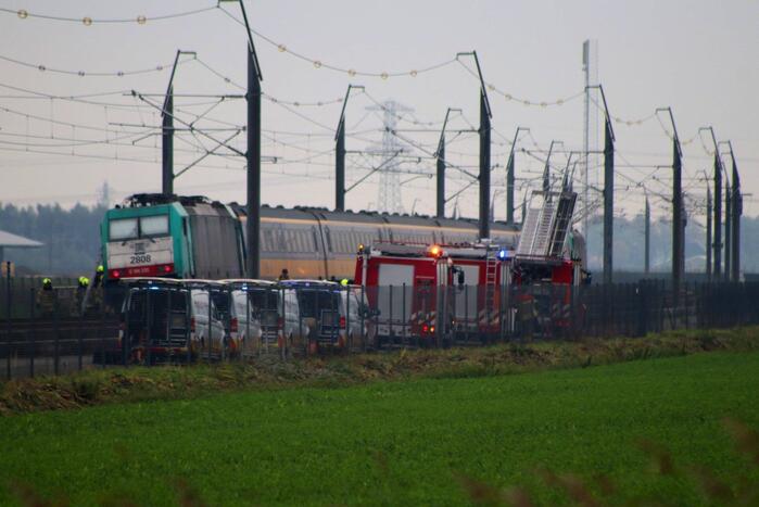 Brand in locomotief van passagierstrein