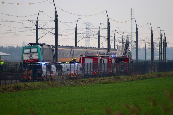 Brand in locomotief van passagierstrein