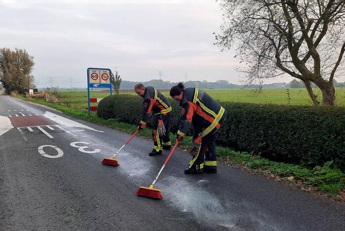 Traktor veroorzaakt kilometer lang oliespoor