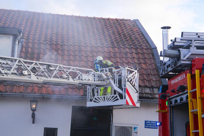 Grote brand in cafe met bovenwoning