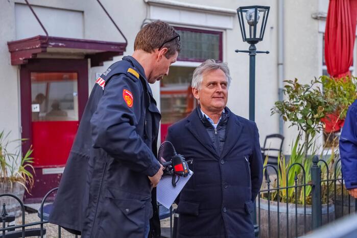 Grote brand in cafe met bovenwoning