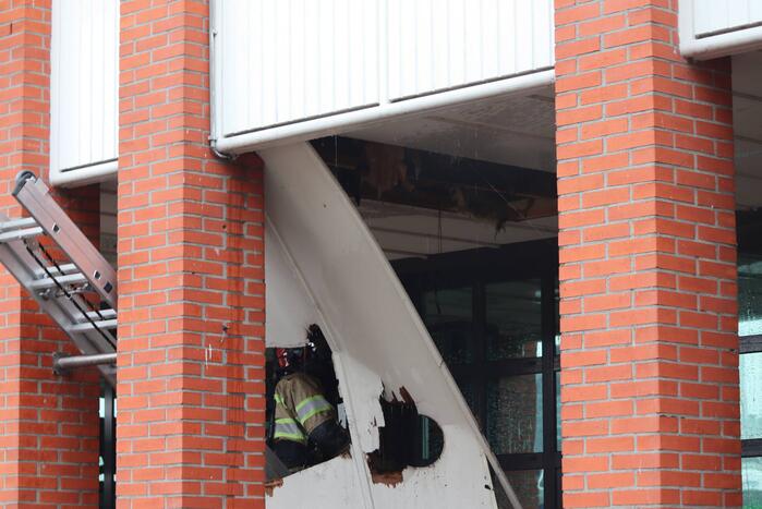 Brand tussen plafondplaten Fair Play Casino