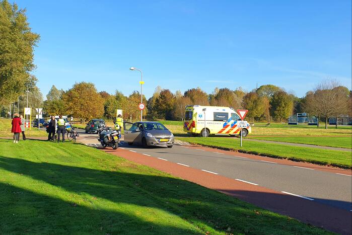 Overstekende fietser aangereden