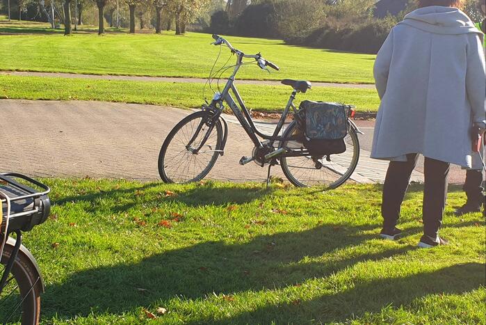Overstekende fietser aangereden