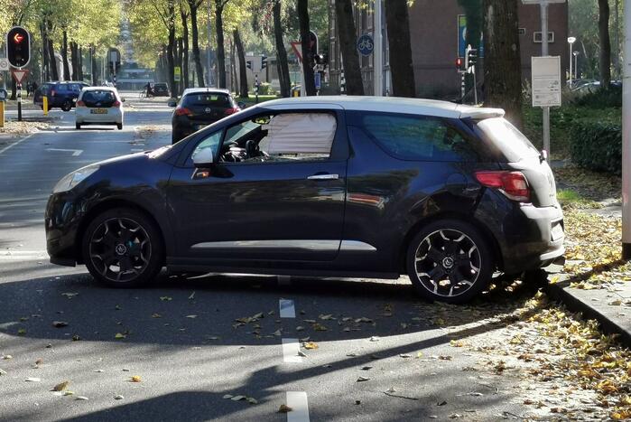 Schade aan personenauto's door botsing