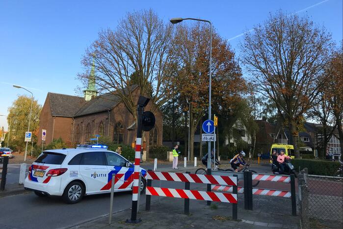 Gewonde na botsing tussen motor en fietser