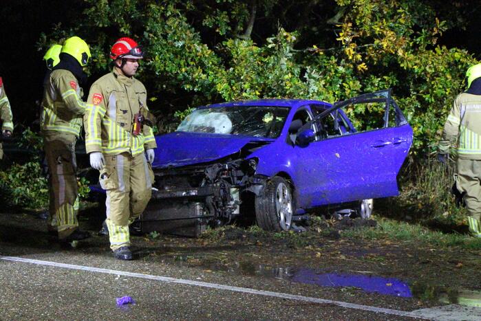 Persoon zwaargewond bij eenzijdige aanrijding
