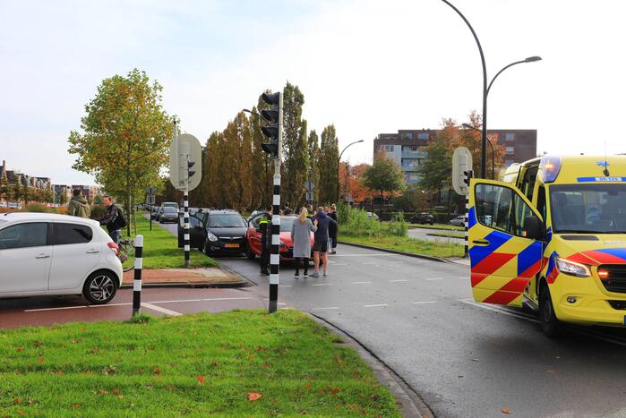 Kop-staart botsing voor stoplicht