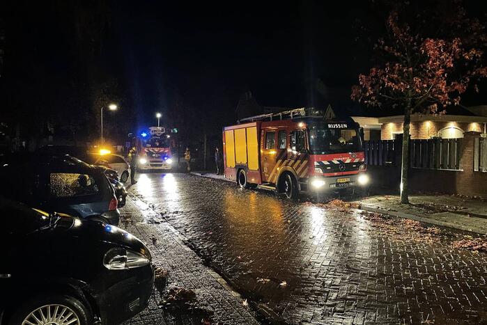 Brand in schoorsteen van woning