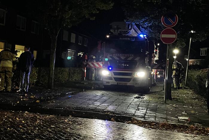 Brand in schoorsteen van woning