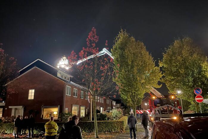 Brand in schoorsteen van woning