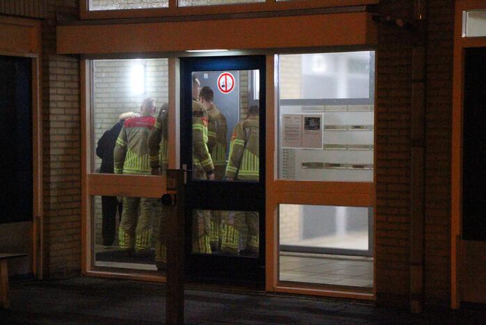 Brandweer onderzoekt vreemde lucht uit oven