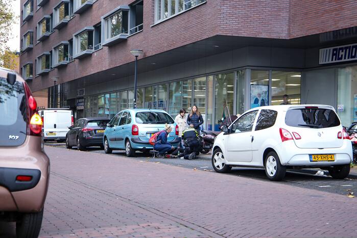 Brommerrijder en fietser botsen in Soesterkwartier