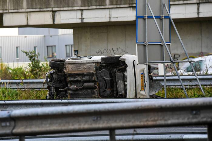 Traumahelikopter landt op snelweg voor ernstig ongeval