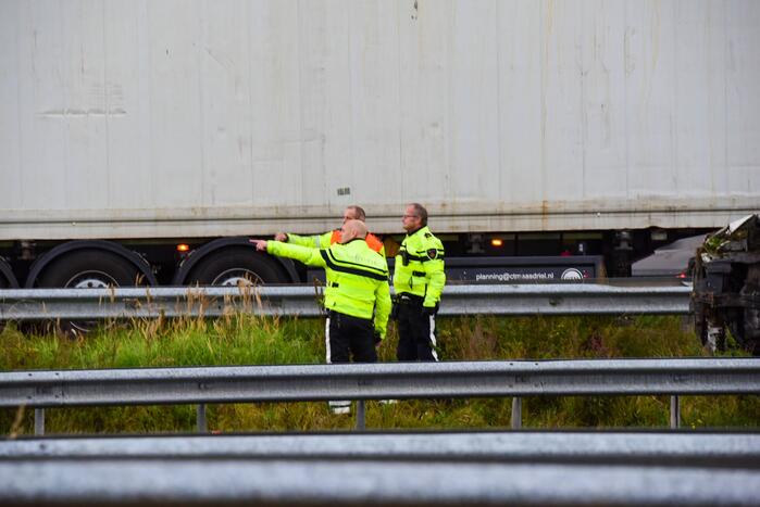 Traumahelikopter landt op snelweg voor ernstig ongeval