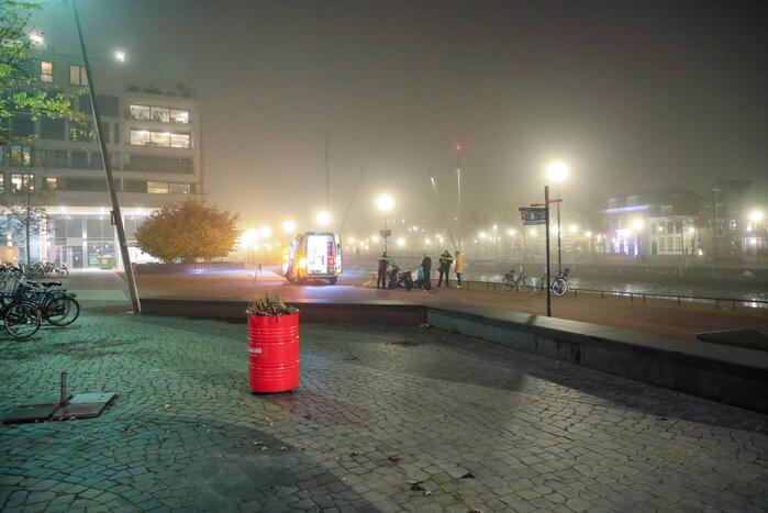 Brommerrijder gewond bij botsing met fietser