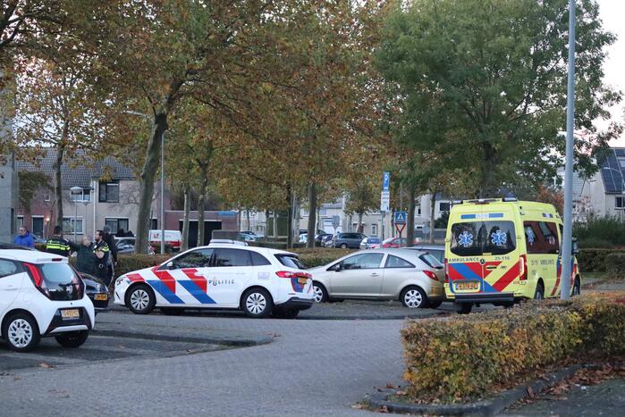 Persoon gewond bij botsing tussen twee auto's