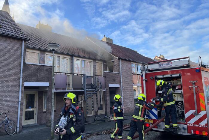 Deur open gezaagd bij brand