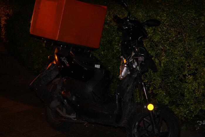 Scooterrijder gewond bij botsing met auto