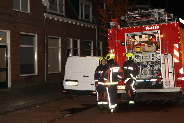 Persoon gewond bij woningbrand