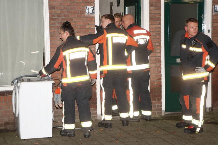 Persoon gewond bij woningbrand