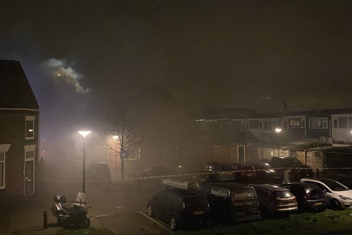 Zeer grote brand op dakterras