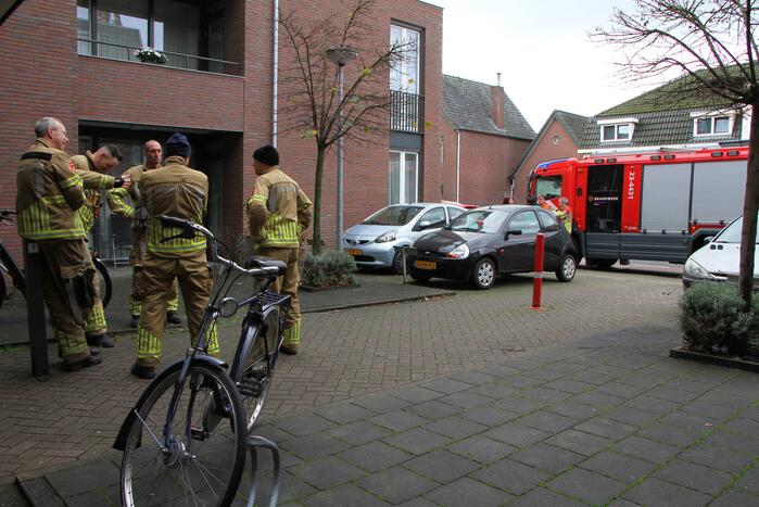 Benzinelucht geroken bij Agneshof Keent