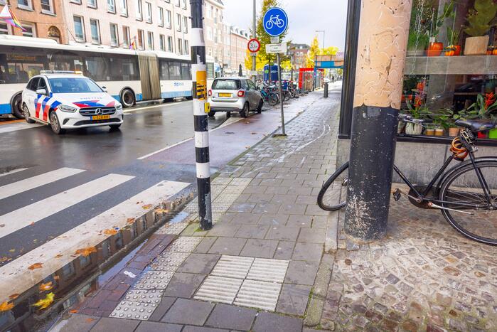 Persoon op fiets aangereden door auto