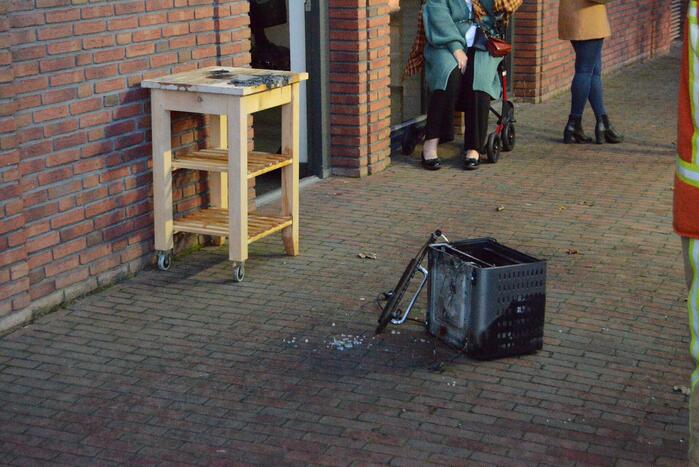 Magnetron vat vlam in keuken