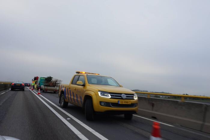 Enorme vertraging door brand in bestelbus