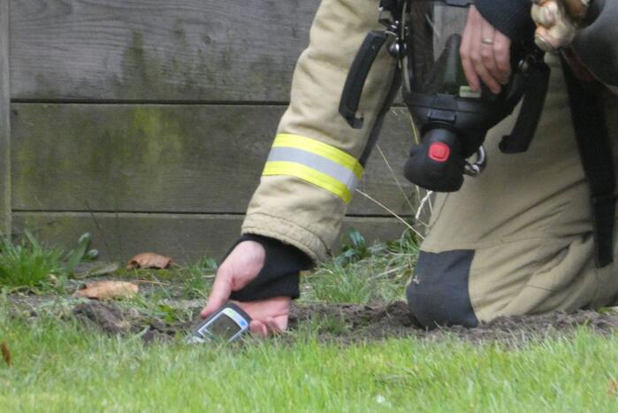 Brandweer doet onderzoek naar gaslucht