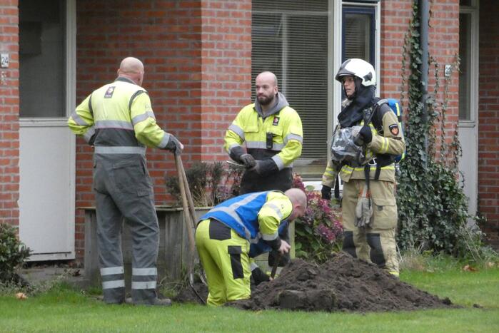 Brandweer doet onderzoek naar gaslucht