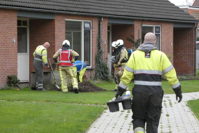 Brandweer doet onderzoek naar gaslucht