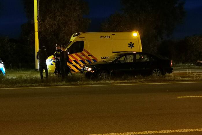 Meerdere auto's en mobiele kraan botsen