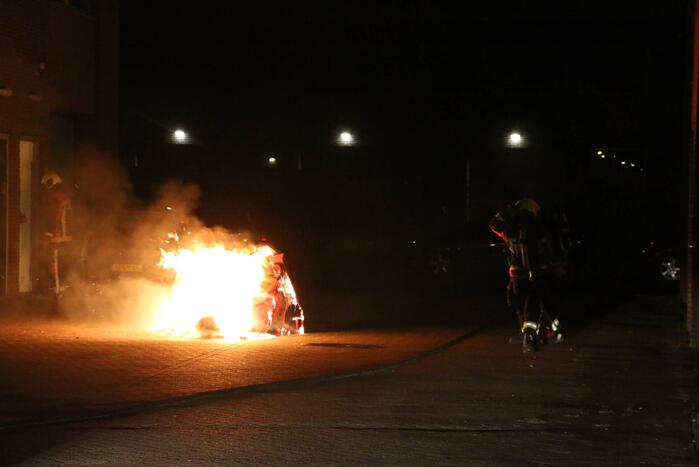 Papiercontainer in brand