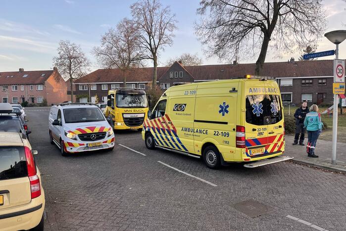 Veel schade bij ongeval tussen twee auto's