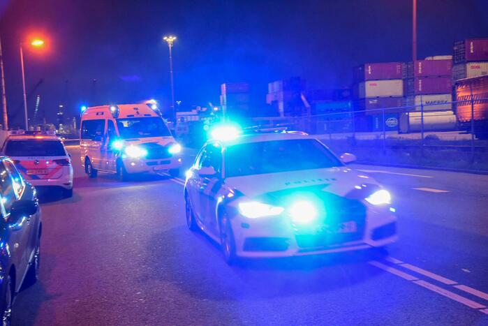 Voetganger zwaargewond bij botsing