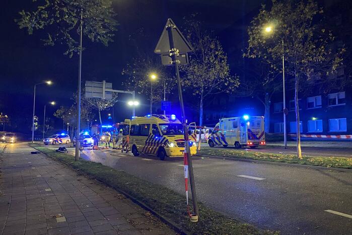 Bestuurder bekneld door ernstig ongeval