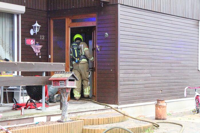 Veel rook door brand in chalet