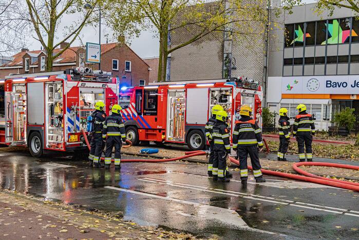 Zeer grote brand bij basisschool