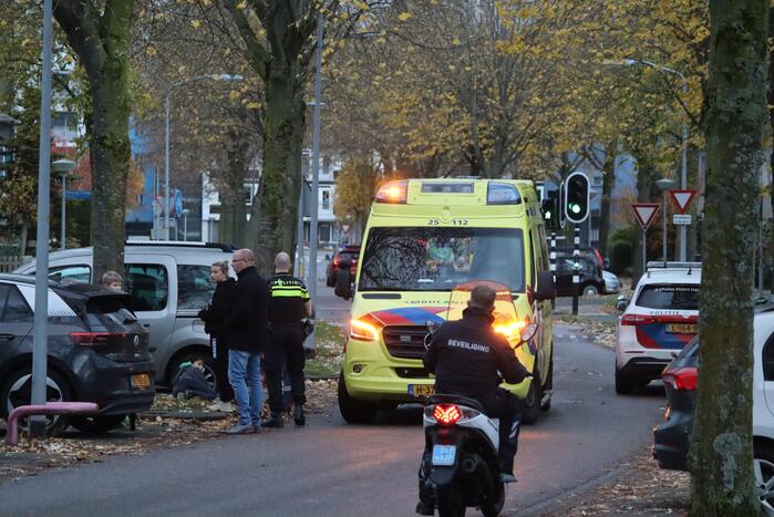 Jongeman aangereden door personenauto
