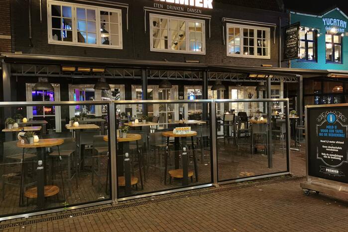 Politie-inzet voor sluiting horeca