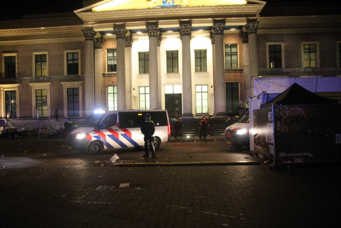 Honderden kroeggangers op straat door sluiting kroegen