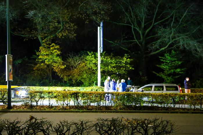 Flinke schade aan personenauto's door kop-staartbotsing
