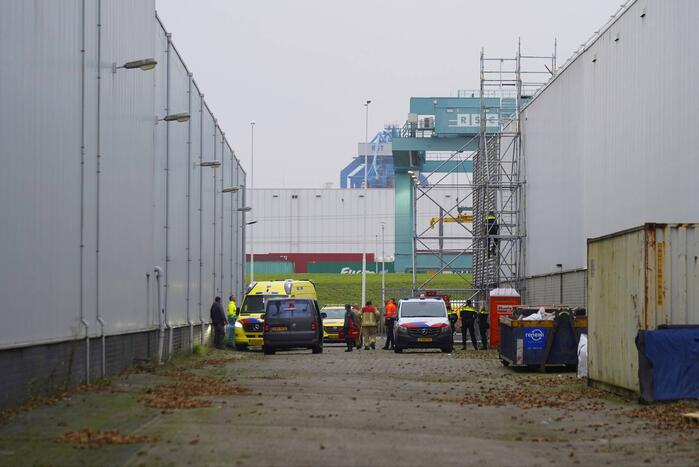 Persoon geëlektrocuteerd bij werkzaamheden